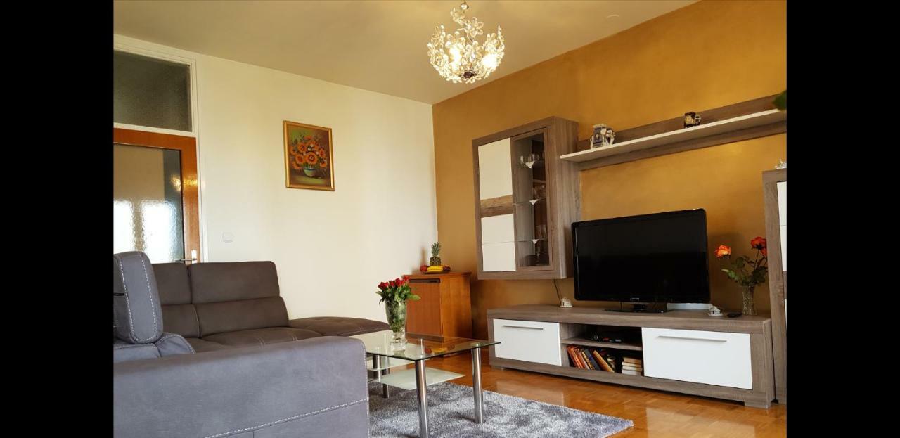 Apartment Mila Umag Exterior photo
